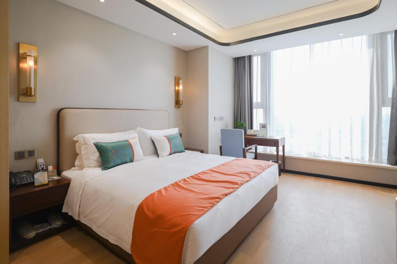 Jinling Funhome Hotel Nanjing Jiulong Lake - Nanjing South Railway Station Экстерьер фото