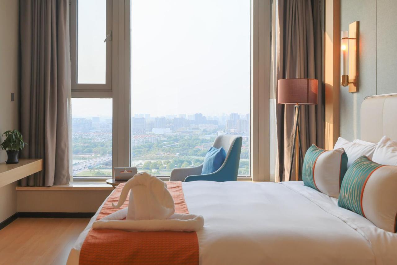 Jinling Funhome Hotel Nanjing Jiulong Lake - Nanjing South Railway Station Экстерьер фото