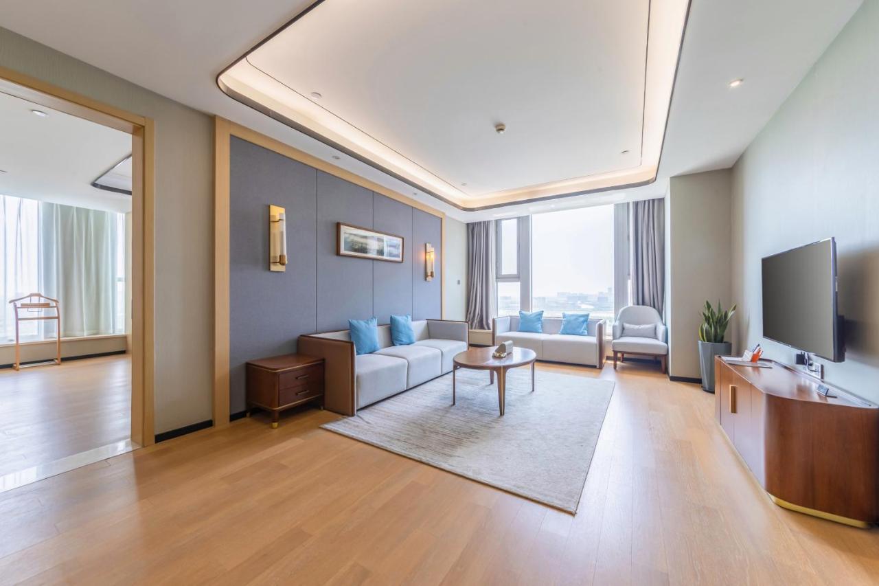 Jinling Funhome Hotel Nanjing Jiulong Lake - Nanjing South Railway Station Экстерьер фото